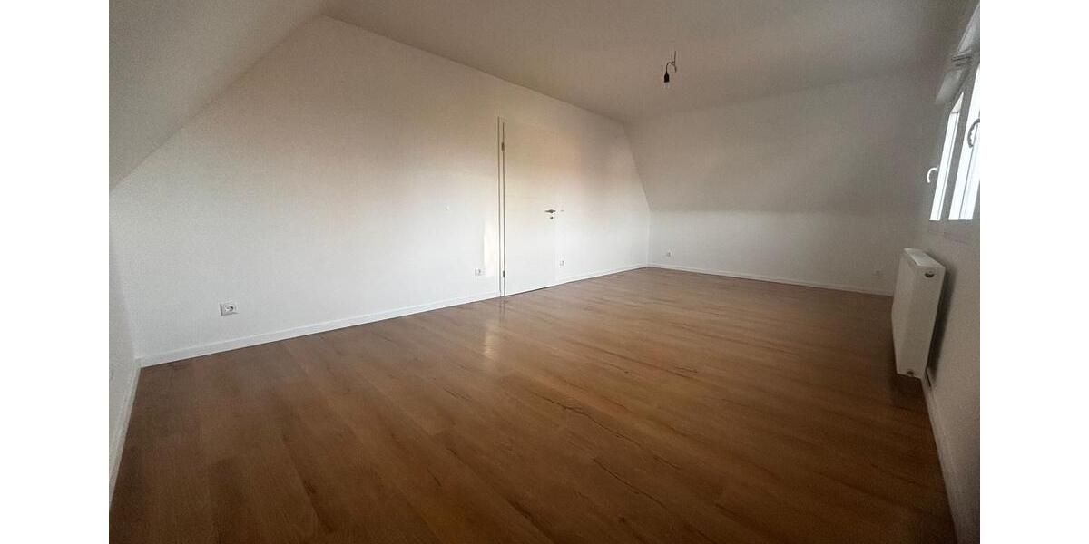 Doppelhaushälfte Mettmann - 5.5 Zimmer, 131 m&sup2;, 2.475&euro; | Angebot:25957720