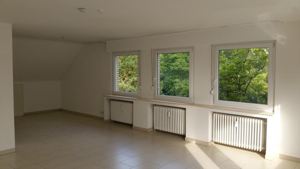 Dachgeschoßwohnung Ratingen - 2 Zimmer, 76 m&sup2;, 980&euro; | Angebot:27592738