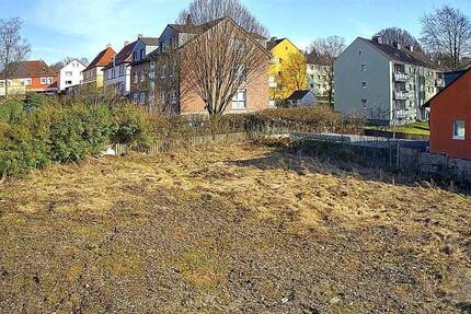 Baugrundstück in Solingen Meigen, ideal für eine Doppelhaushälfte.