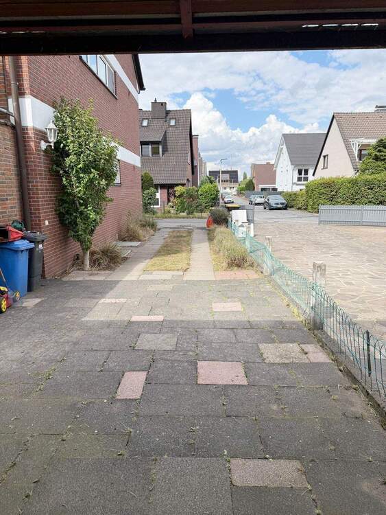 Charmantes Dreifamilienhaus in bester Lage von Baumberg. 9 zimmer