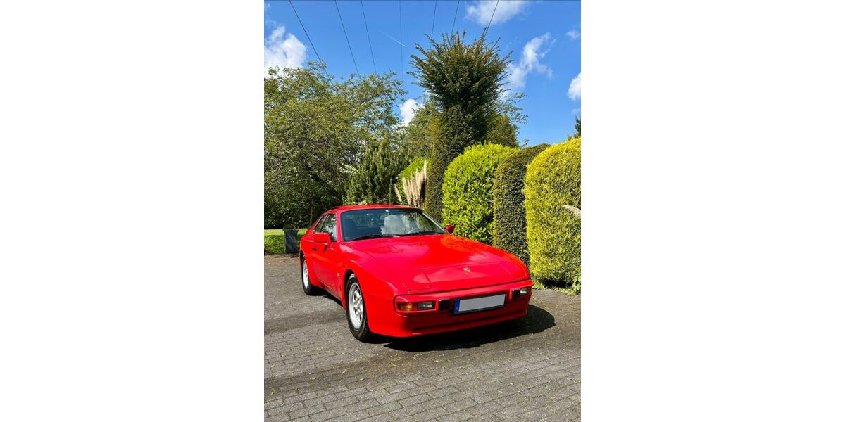 Porsche 944 124.500 km 15.950 &euro; Sprockhövel 45549