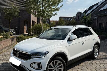 VW T-Roc 61.434 km 16.900 &euro; Leichlingen 42799