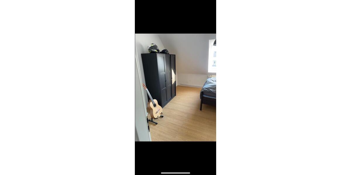 Dachgeschoßwohnung Düsseldorf Derendorf - 2 Zimmer, 50 m&sup2;, 800&euro; | Angebot:24581981