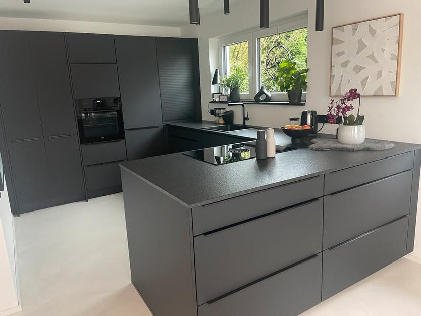 Ihr neues Zuhause: Neubau-Maisonette-Wohnung in Kierspe- Dorf zimmer