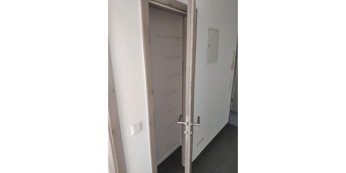 Erdgeschoßwohnung Wuppertal Elberfeld - 1 Zimmer, 30 m&sup2;, 330&euro; | Angebot:24703849
