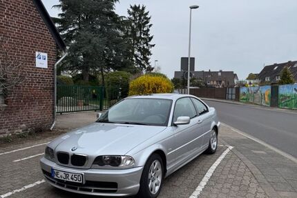 BMW 318 170.000 km 4.500 &euro; Neuss 41470