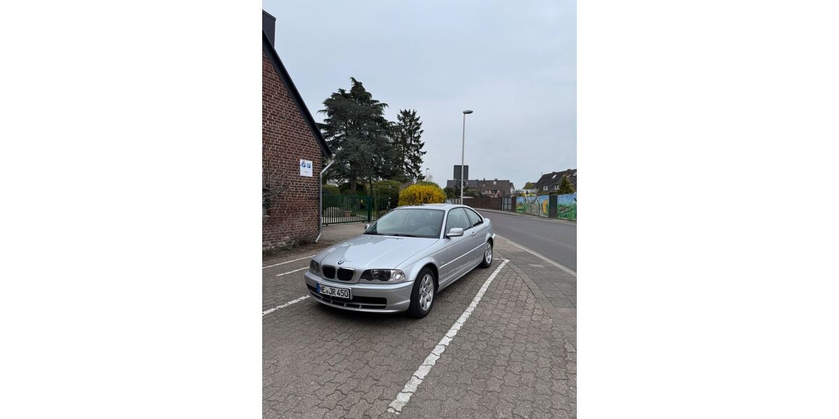BMW 318 170.000 km 4.500 &euro; Neuss 41470