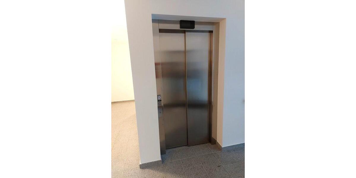 Etagenwohnung Wuppertal Gemarkung Langerfeld - 2 Zimmer, 72 m&sup2;, 903&euro; | Angebot:26456083