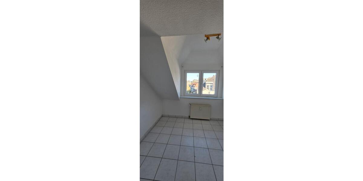 Dachgeschoßwohnung Remscheid - 3.5 Zimmer, 89 m&sup2;, 800&euro; | Angebot:26067466