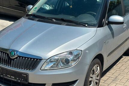 Skoda Fabia 233.725 km 2.470 &euro; Köln 51109