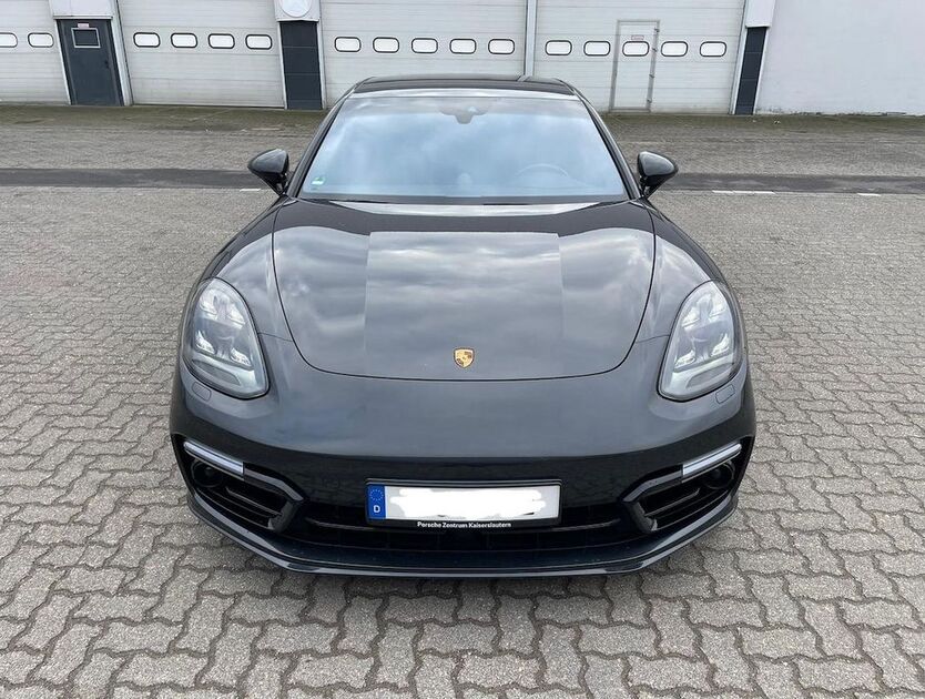 Porsche Panamera 115.000 km 68.000 € Düsseldorf 40229