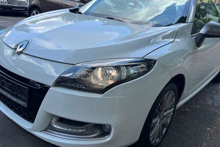 Renault Megane 149.500 km 5.950 &euro; Köln 51107