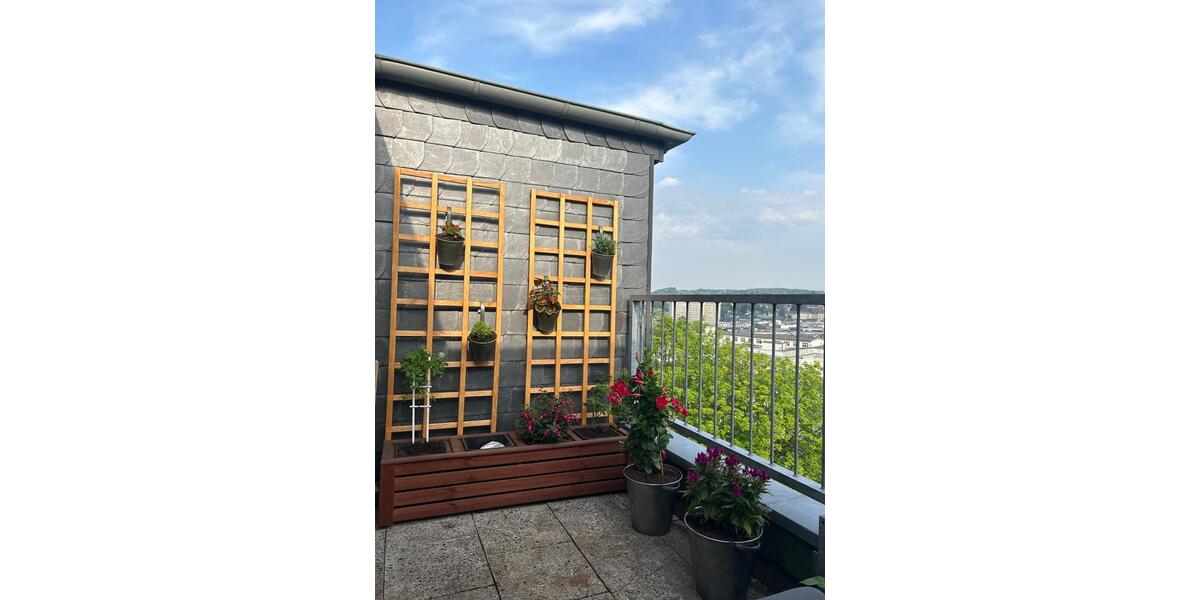 Dachgeschoßwohnung Wuppertal Gemarkung Elberfeld - 2.5 Zimmer, 79 m&sup2;, 635&euro; | Angebot:24830815