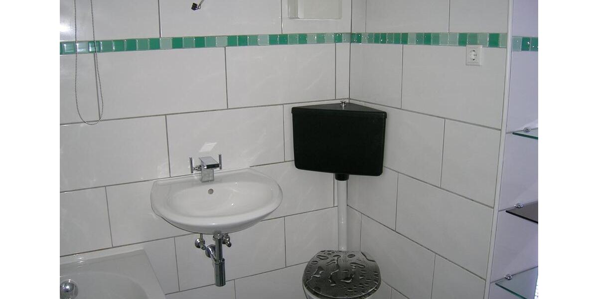 Hochparterre Solingen Wald - 2 Zimmer, 52 m&sup2;, 507&euro; | Angebot:24653434