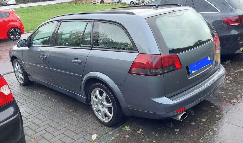 Opel Vectra 392.000 km 900 € Köln 50765