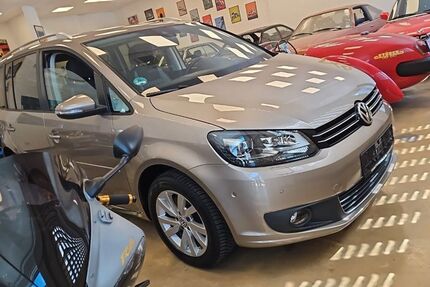 VW Touran 172.000 km 9.899 &euro; Bergisch Gladbach 51465