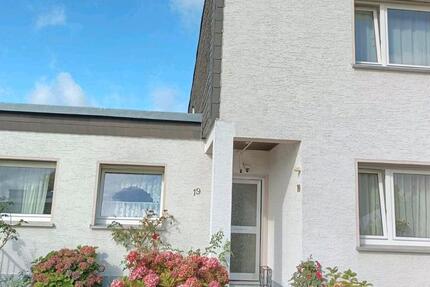 Familienfreundliches Reihenmittelhaus mit Garten & Garage