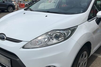 Ford Fiesta 54.280 km 2.950 &euro; Köln 50823