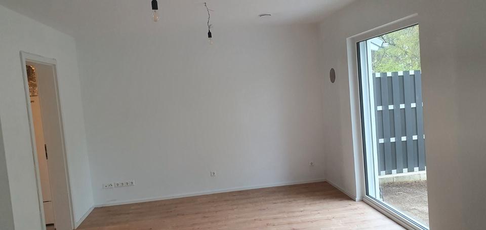 Doppelhaushälfte Leichlingen (Rheinland) - 3 Zimmer, 114 m&sup2;, 1.610&euro; | Angebot:27614980