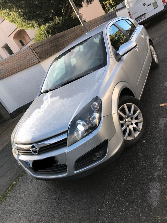 Opel Astra 121.000 km 4.900 € Köln 50337