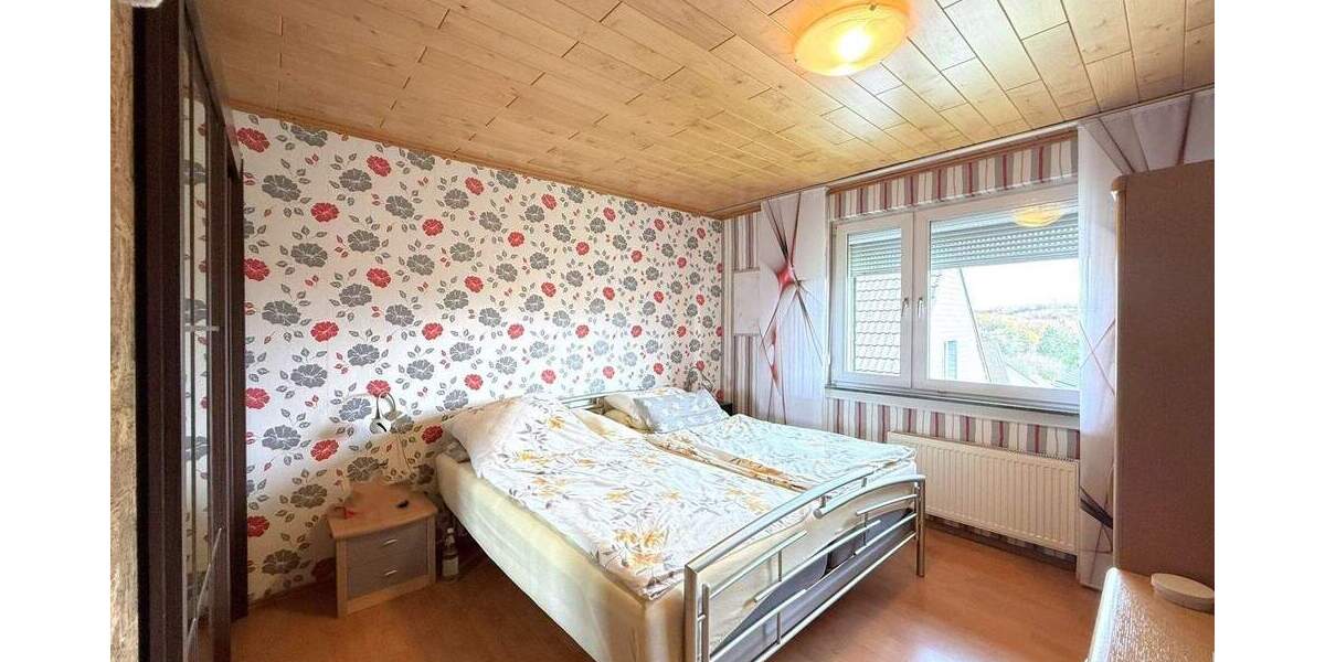 Einfamilienhaus Lindlar Linde - 7 Zimmer, 178 m&sup2;, 499.000&euro; | Angebot:25686915