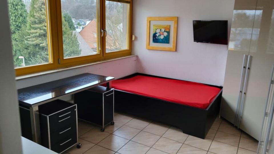 Einfamilienhaus Leverkusen Bergisch Neukirchen - 2 Zimmer, 75 m&sup2;, 860&euro; | Angebot:24859487