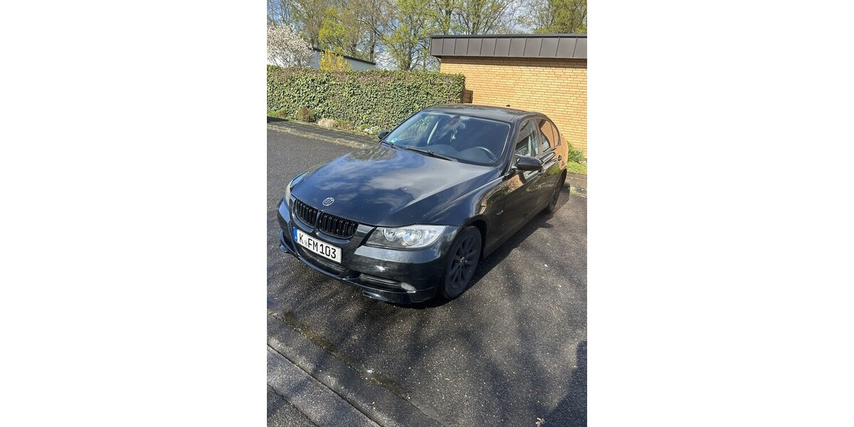 BMW E90 205.000 km 6.500 &euro; Köln 50667