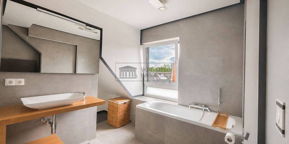 Etagenwohnung Köln Niehl - 3 Zimmer, 66 m&sup2;, 496.000&euro; | Angebot:26487562