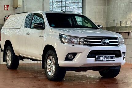 Toyota Hilux 156.837 km 23.950 € Köln 50969