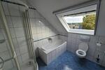 Dachgeschoßwohnung Solingen Aufderhöhe - 4 Zimmer, 85 m&sup2;, 930&euro; | Angebot:27603836
