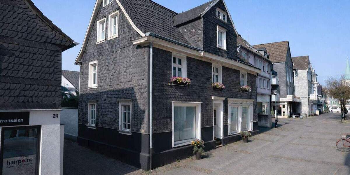 Mehrfamilienhaus, Wohnhaus Solingen Wald - 8 Zimmer, 140 m&sup2;, 299.000&euro; | Angebot:25836206