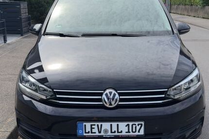 VW Touran 87.664 km 19.200 &euro; Leverkusen 51381