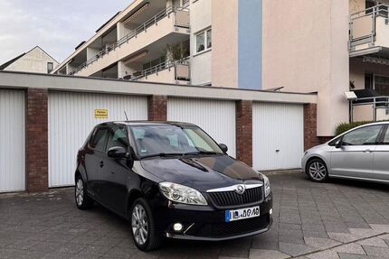 Skoda Fabia 159.000 km 5.649 &euro; Düsseldorf 40231