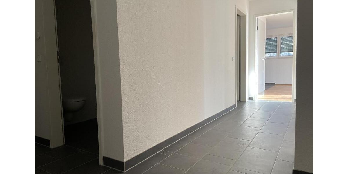 Etagenwohnung Leverkusen Schlebusch - 3 Zimmer, 94 m&sup2;, 1.400&euro; | Angebot:25854840