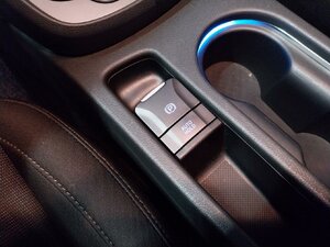 Hyundai Kona Prime 2WD H-UP Kam Navi SHZ LHZ ACC 27.595 km 22.380 &euro; HAAN 42781