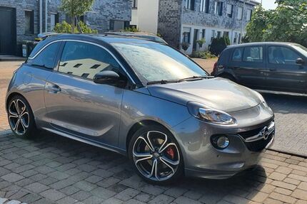 Opel Adam 97.000 km 9.900 &euro; Dormagen 41539