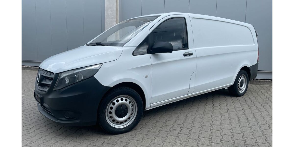 Mercedes-Benz Vito 200.000 km 11.990 &euro; Düsseldorf 40231