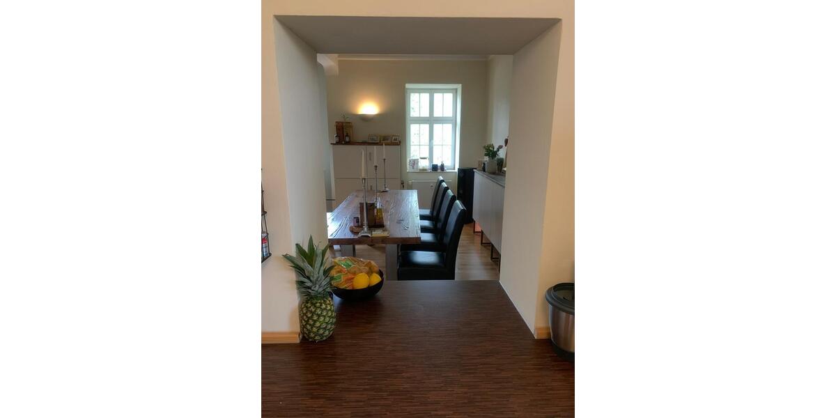 Etagenwohnung Wuppertal Arrenberg - 2 Zimmer, 81 m&sup2;, 230.000&euro; | Angebot:24727951