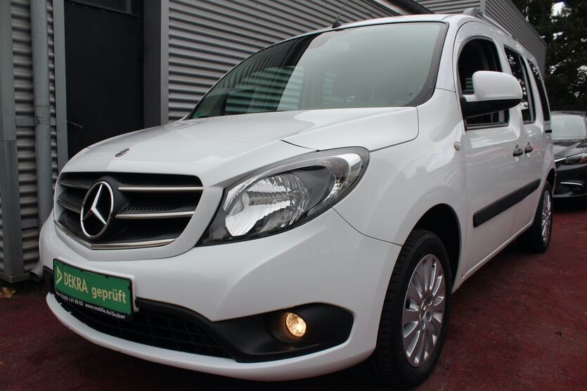 Mercedes-Benz Citan 69.911 km 15.979 € Essen 45326
