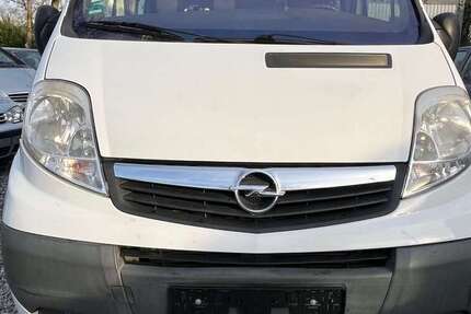 Opel Vivaro 274.000 km 6.700 € Düsseldorf 40235