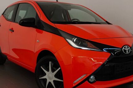 Toyota Aygo (X) 34.000 km 6.499 &euro; Köln 50827