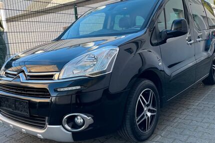 Citroen Berlingo 144.253 km 6.950 € Hilden 40721