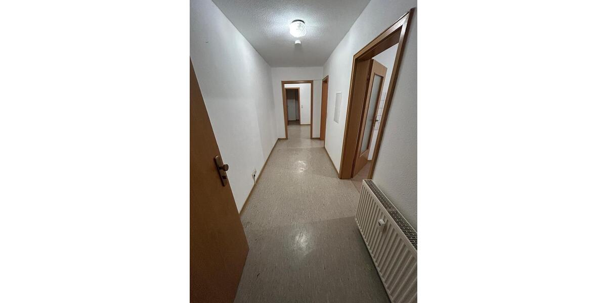 Dachgeschoßwohnung Wuppertal Arrenberg - 3 Zimmer, 100 m&sup2;, 800&euro; | Angebot:24508408