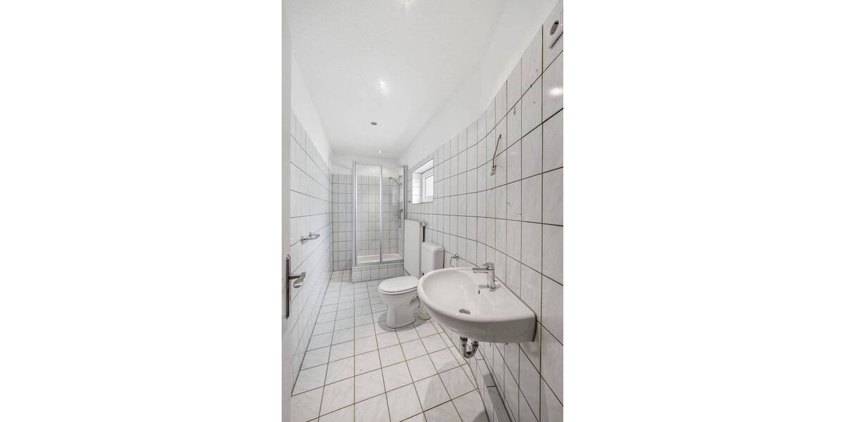 Reihenmittelhaus Neuss Pomona - 7 Zimmer, 144 m&sup2;, 360.000&euro; | Angebot:26733427
