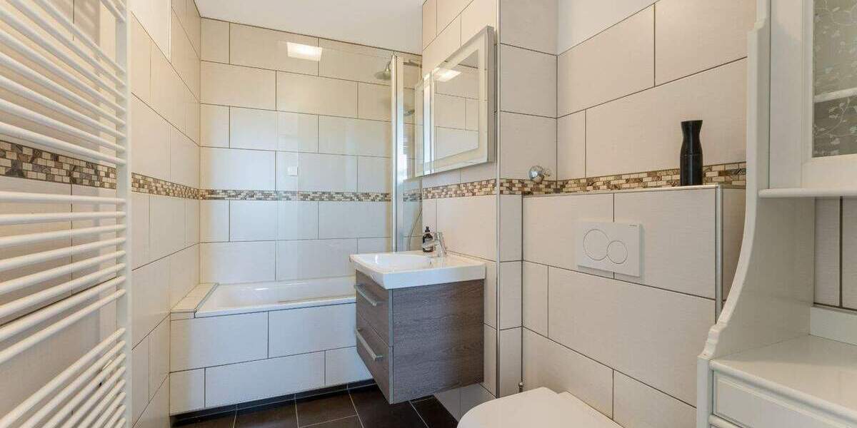 Etagenwohnung Köln Riehl - 3 Zimmer, 85 m&sup2;, 399.000&euro; | Angebot:25738435