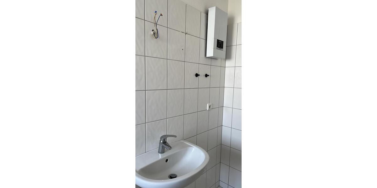 Dachgeschoßwohnung Düsseldorf Niederkassel - 3 Zimmer, 75 m&sup2;, 1.450&euro; | Angebot:27602962