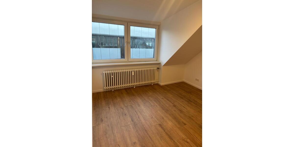 Gewerbeobjekt Düsseldorf Stadtbezirk 3 - 1.800&euro; | Angebot:24383904