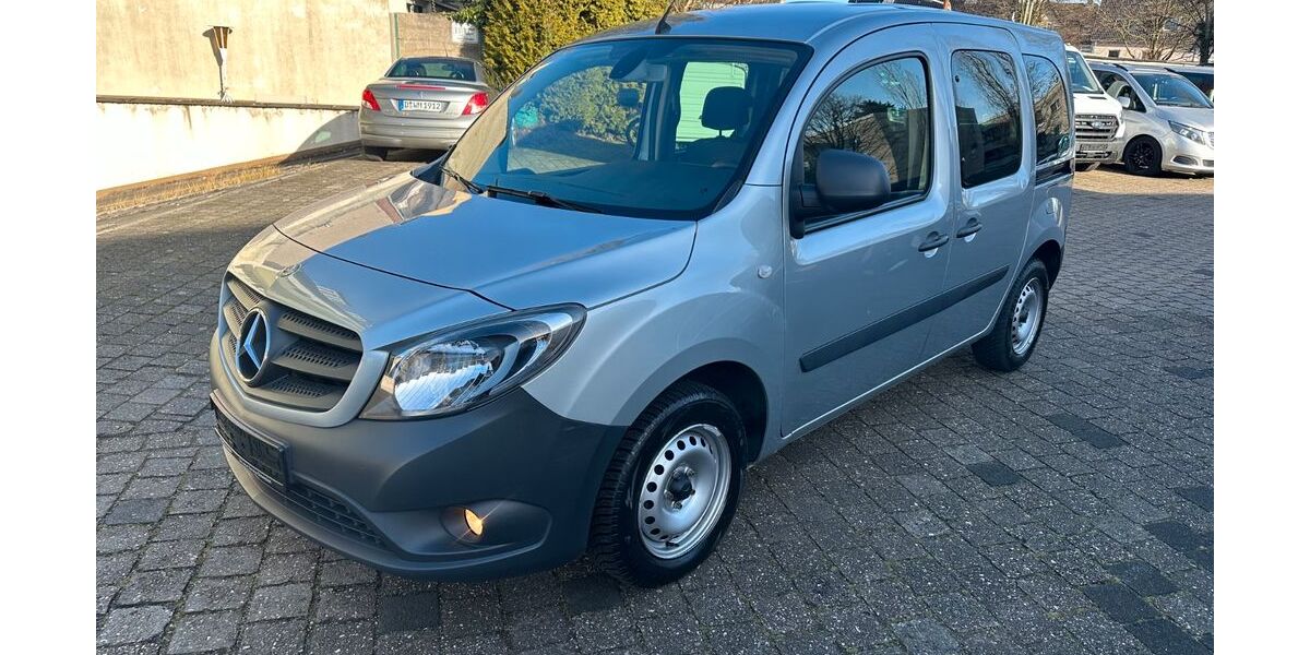 Mercedes-Benz Citan 156.209 km 12.990 &euro; Düsseldorf 40597