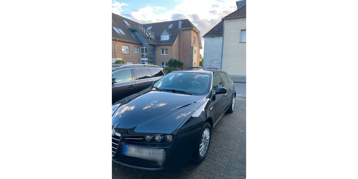 Alfa Romeo 159 121.000 km 2.200 &euro; Kürten 51515