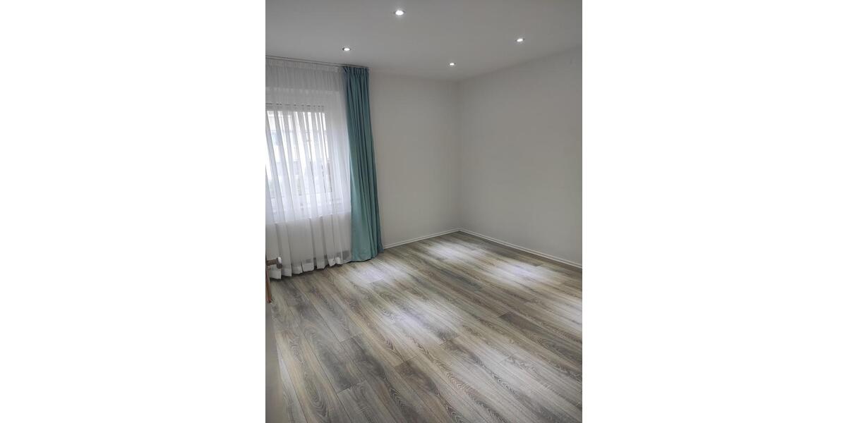 Etagenwohnung Hilden Forstbach - 2 Zimmer, 55 m&sup2;, 1.000&euro; | Angebot:25145474